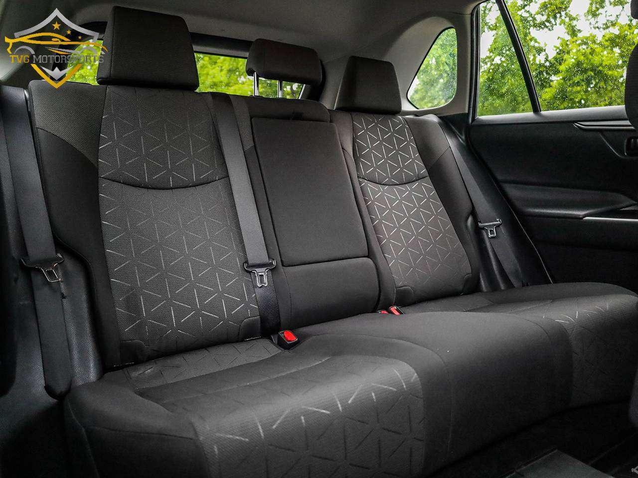 2021 Toyota RAV4 LE AWD   CLEAN CARFAX   SAFETY INCLUDED Photo