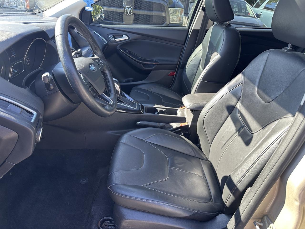 2018 Ford Focus Titanium Photo