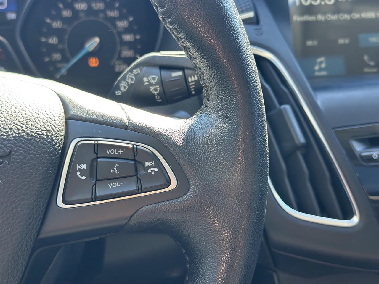 2018 Ford Focus Titanium Photo
