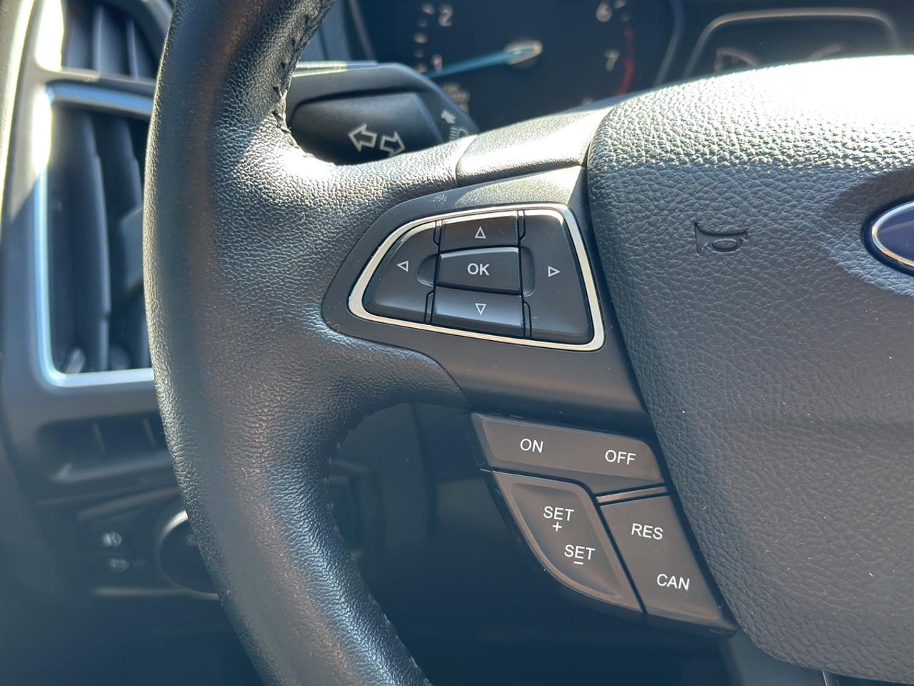 2018 Ford Focus Titanium Photo
