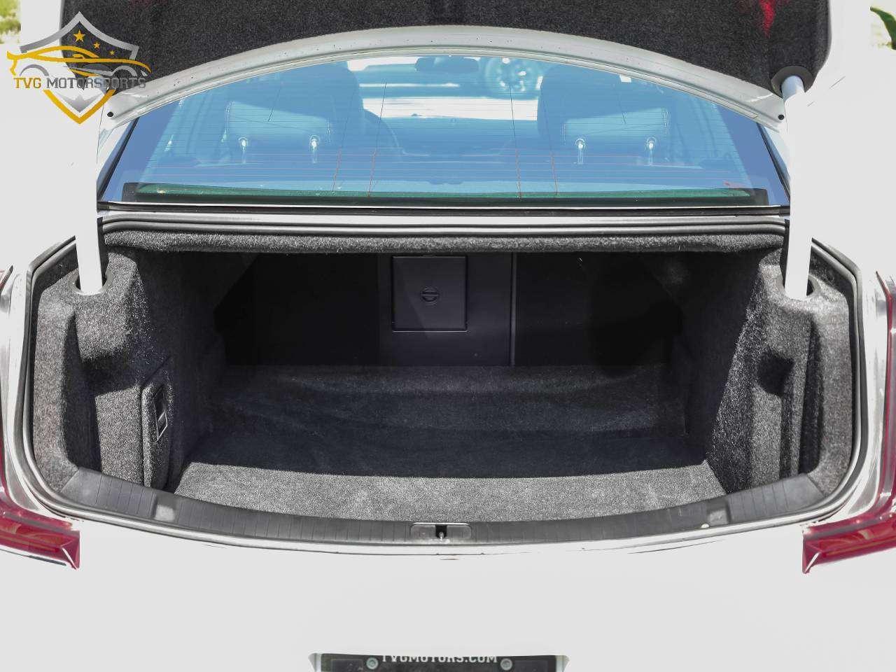 2018 Cadillac XTS PREMIUM LUXURY AWD PANO ROOF BOSE - LOW KMS! Photo