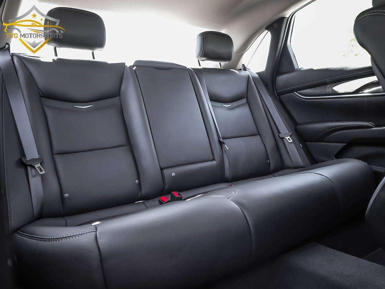 2018 Cadillac XTS PREMIUM LUXURY AWD PANO ROOF BOSE - LOW KMS! Photo