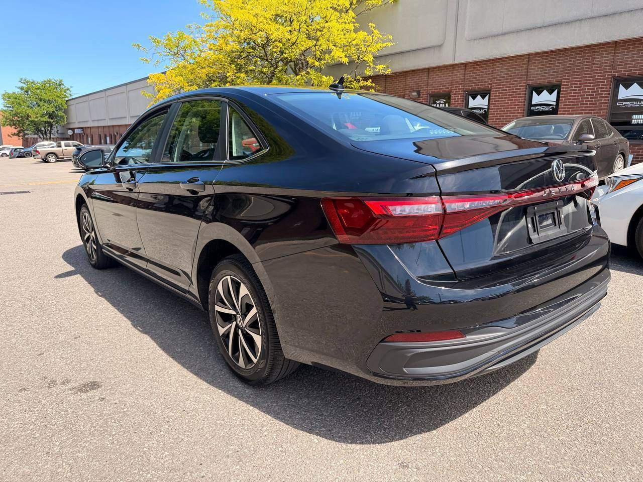 2025 Volkswagen Jetta TRENDLINE AUTO Photo