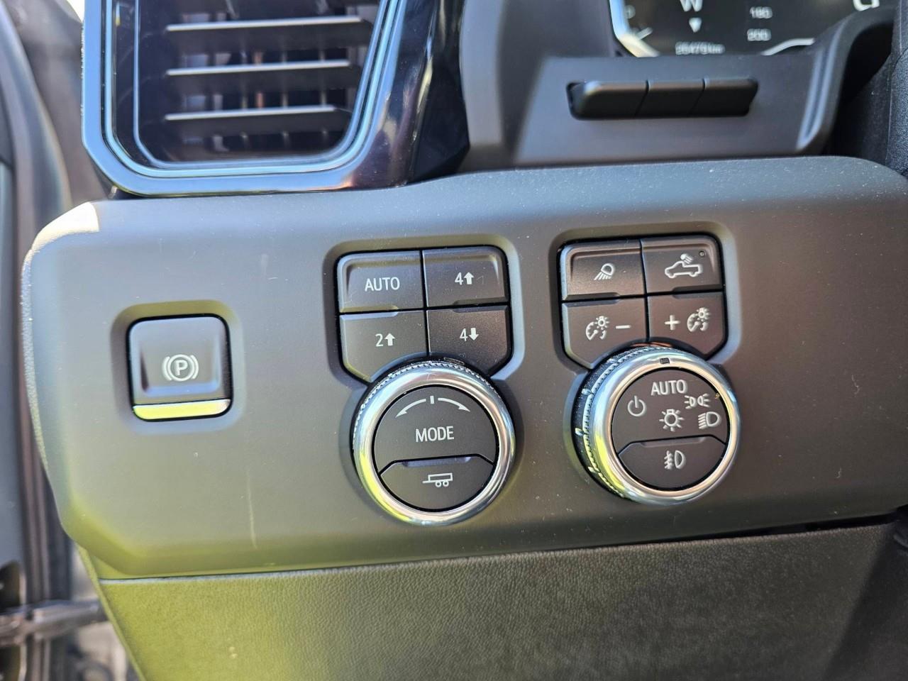 2025 GMC SIERRA 2500HD  Photo