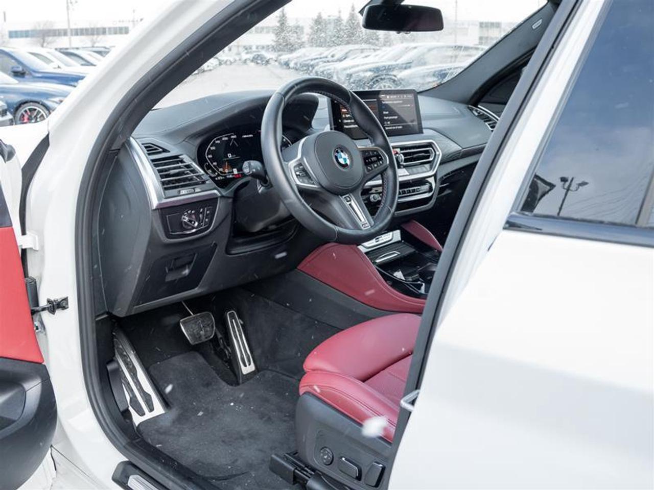 2025 BMW X4 M40i xDrive 4dr All-Wheel Drive Sports Activity Coupe Photo