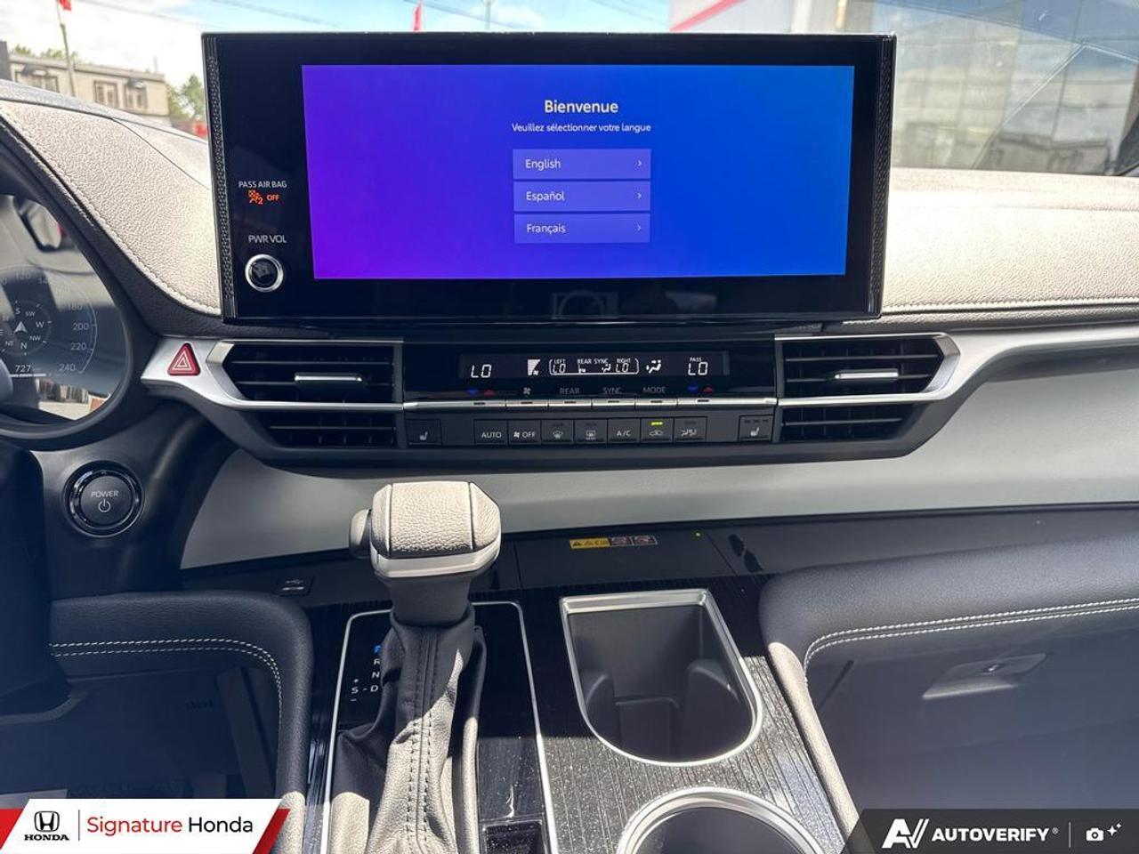 2026 Toyota Sienna LIMITED Photo