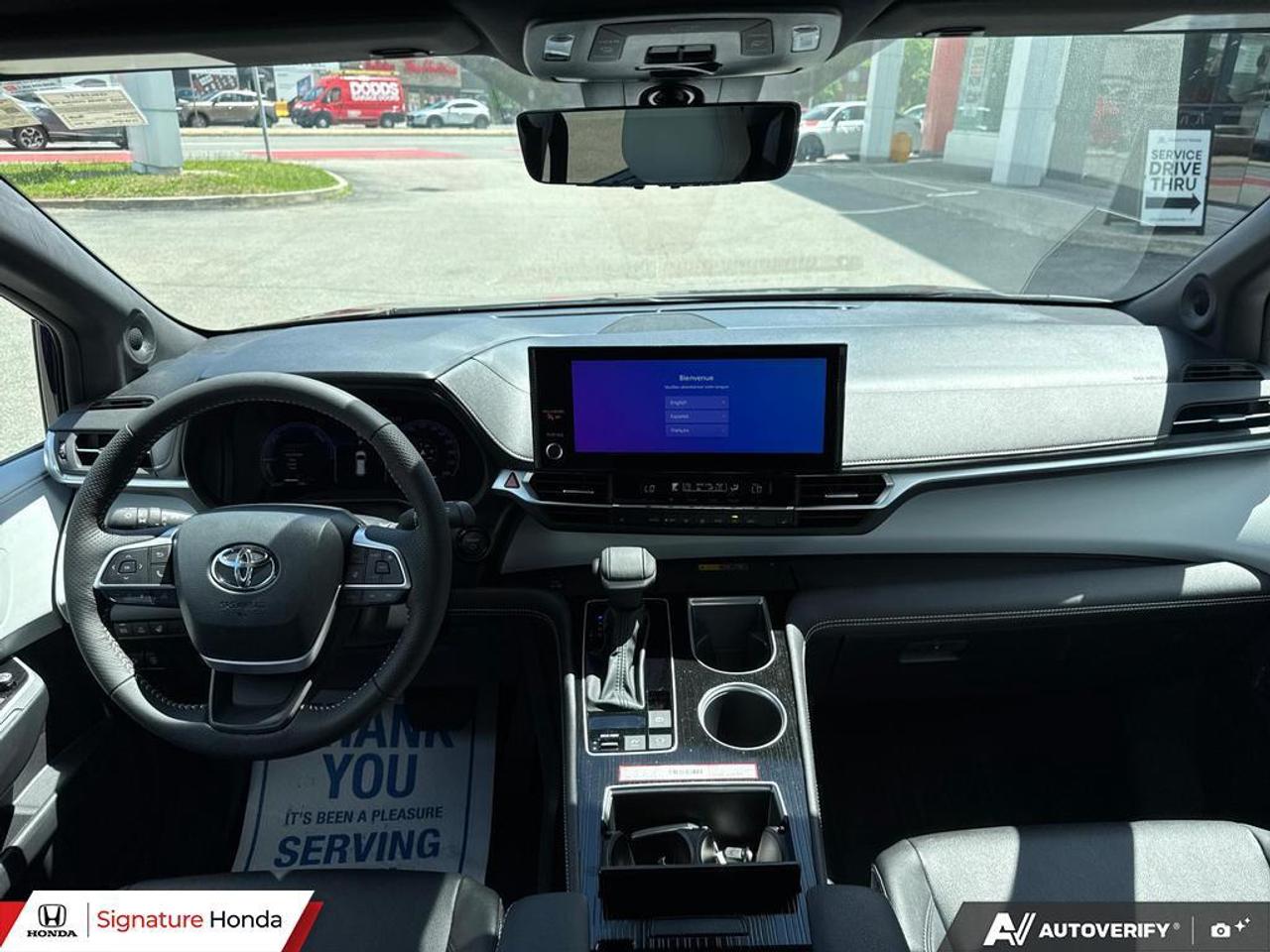 2026 Toyota Sienna LIMITED Photo