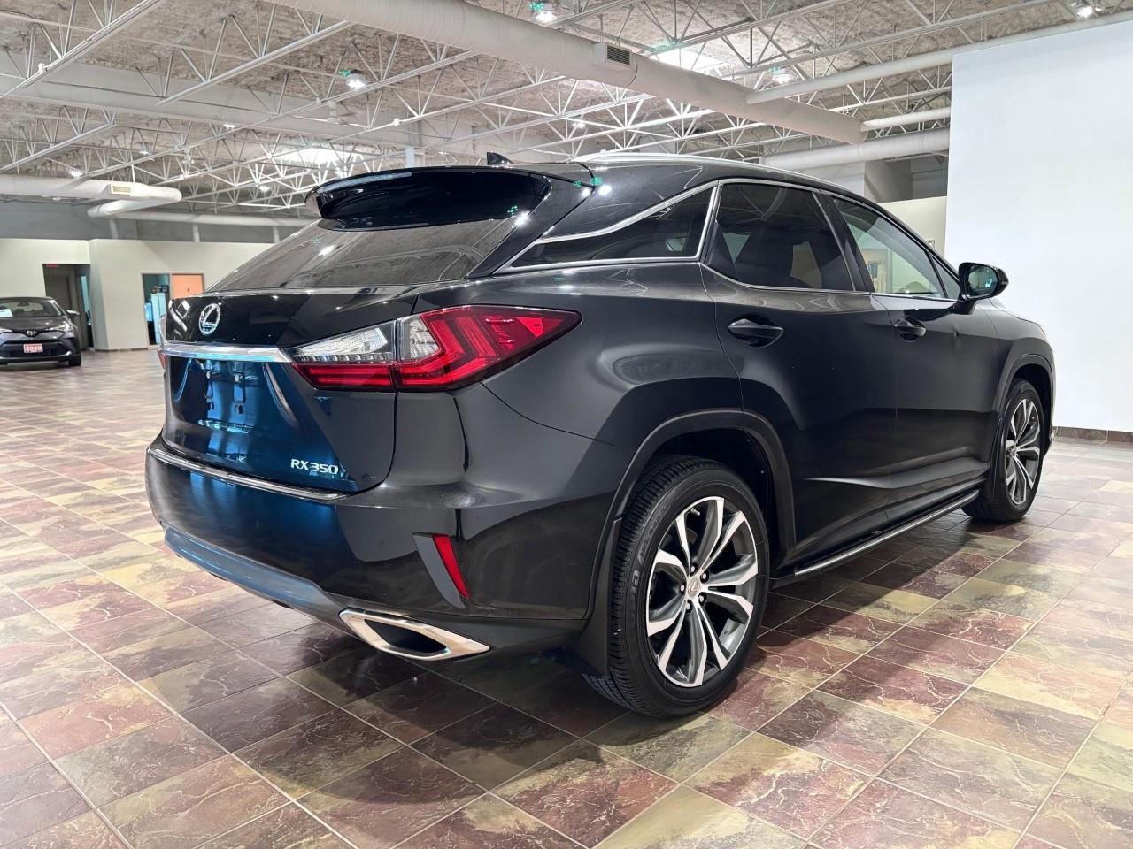 2017 Lexus RX 350 EXECUTIVE PACKAGE - ACCIDENT FREE -- Photo