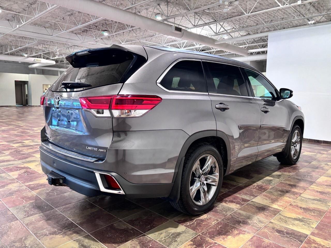 2018 Toyota Highlander AWD limited Photo