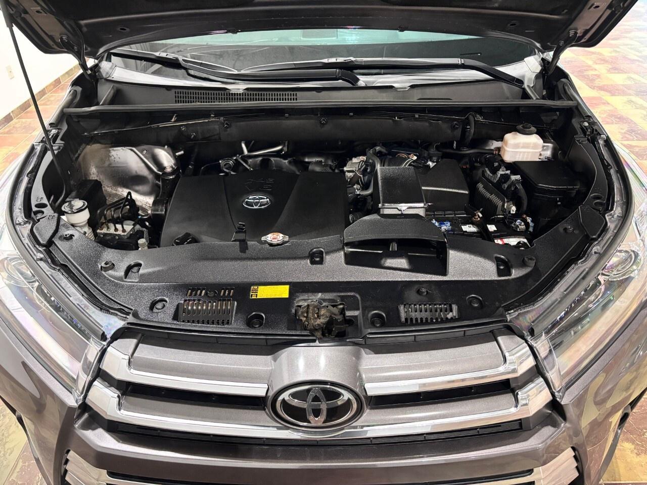 2018 Toyota Highlander AWD limited Photo