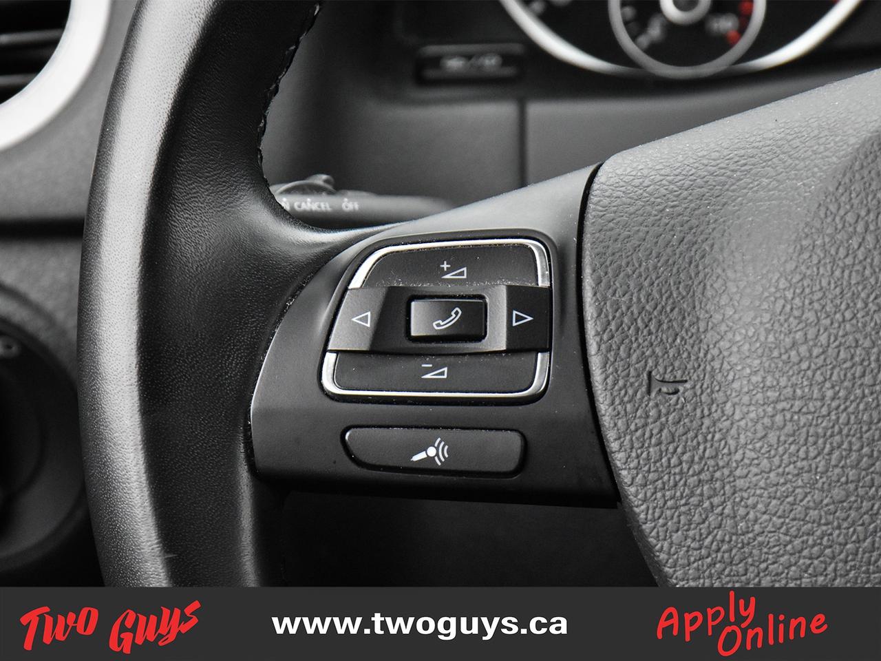 2016 Volkswagen Tiguan Comfortline AWD Back Up Camera Photo