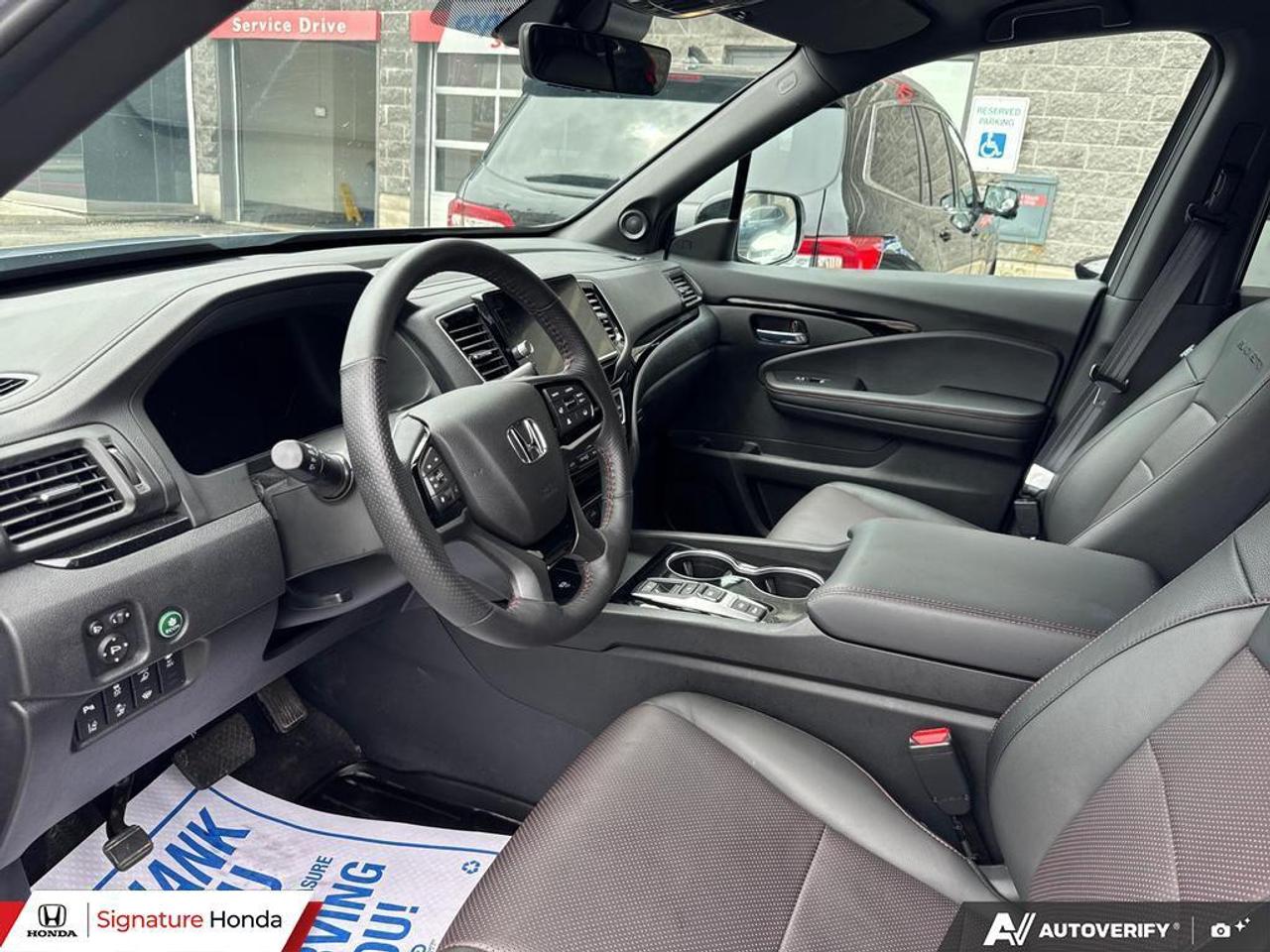 2025 Honda Ridgeline Black Edition Photo
