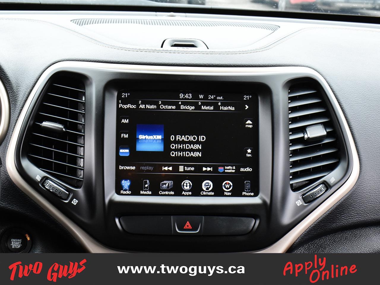 2017 Jeep Cherokee Limited Leather Nav Back Up Camera Photo