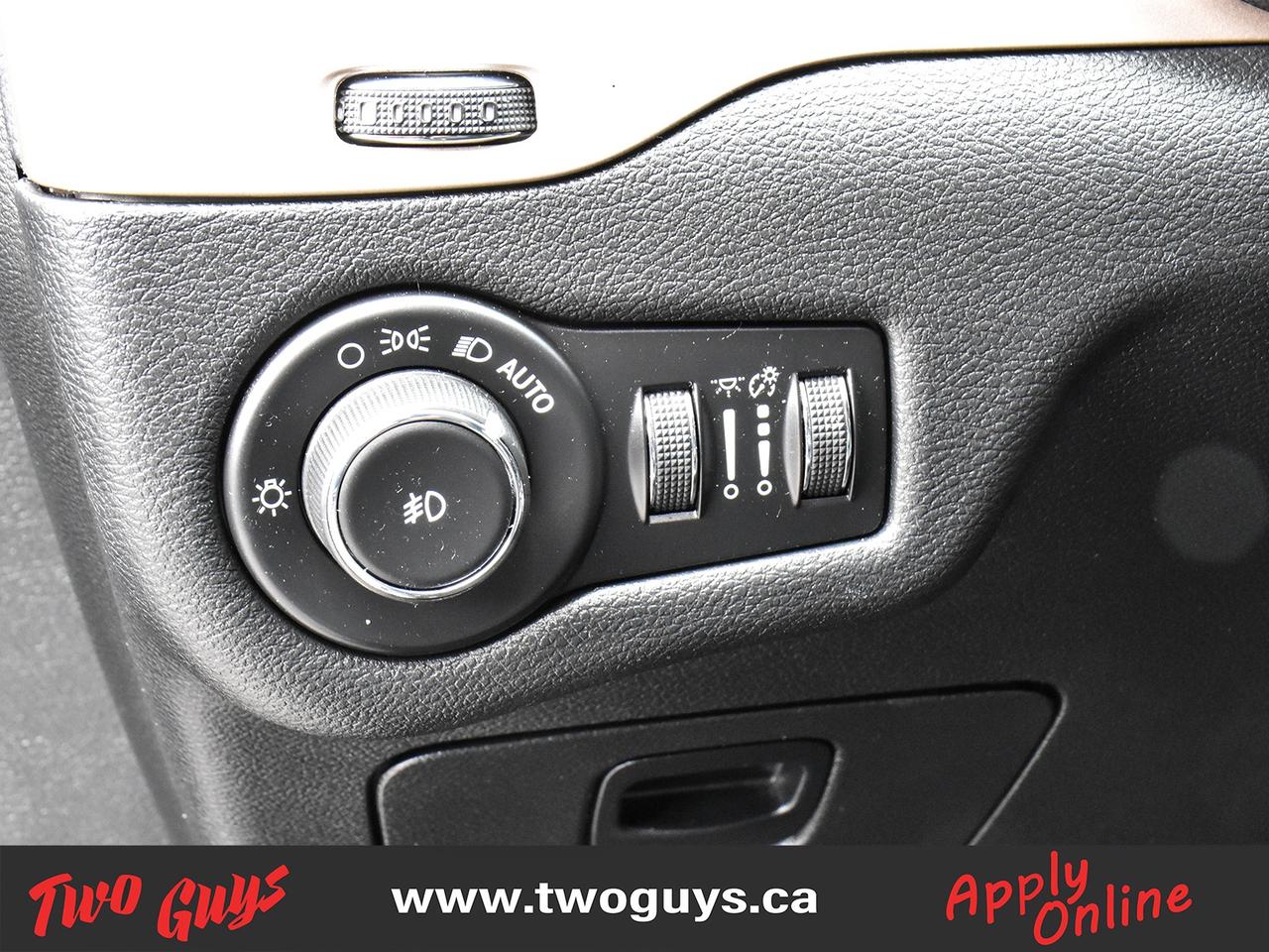 2017 Jeep Cherokee Limited Leather Nav Back Up Camera Photo