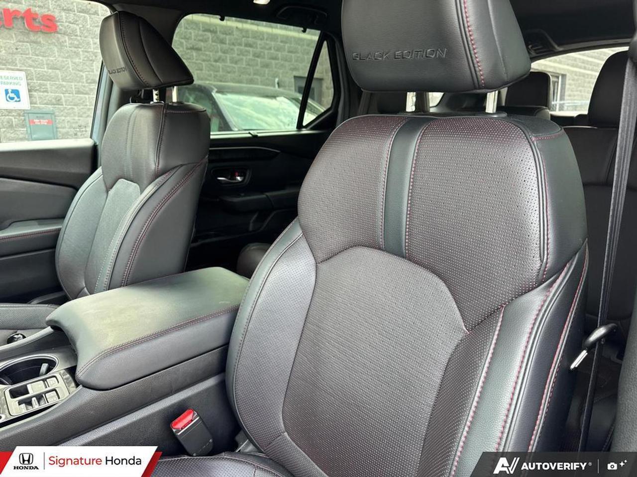2025 Honda Pilot Black Edition Photo