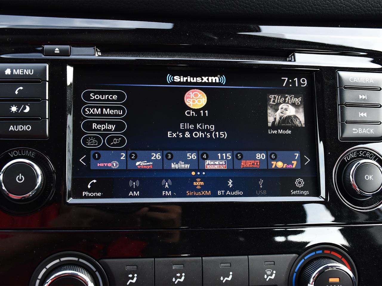 2023 Nissan Qashqai S AWD  - Certified - Heated Seats Photo