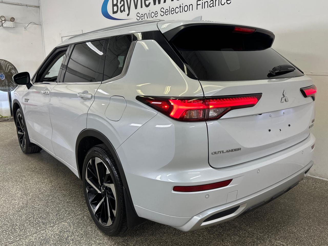 2024 Mitsubishi Outlander Phev GT Photo