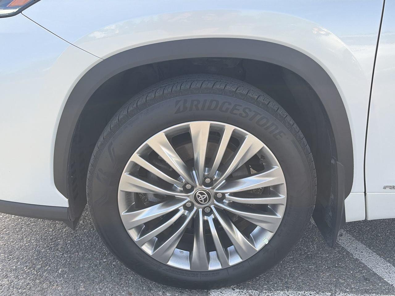2026 Toyota Highlander Hybrid Limited AWD Platinum 6.95%TCUV   LEATHER   HEAT/VE Photo