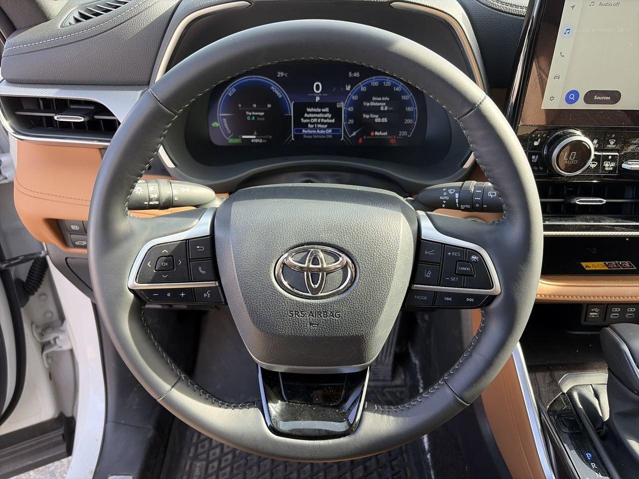 2026 Toyota Highlander Hybrid Limited AWD Platinum 6.95%TCUV   LEATHER   HEAT/VE Photo
