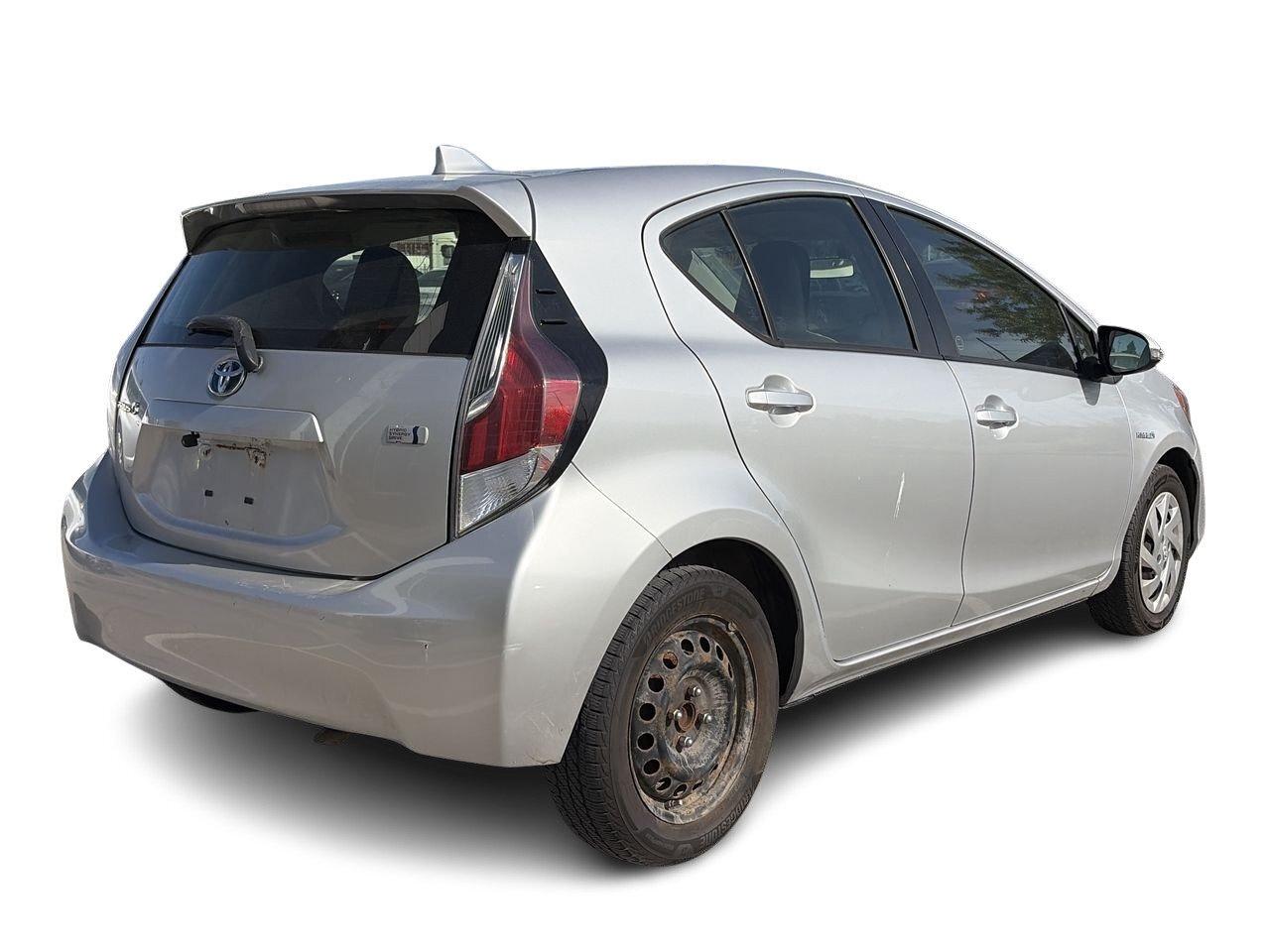 2015 Toyota Prius c eCVT SOLD AS/IS   CLOTH   BLUETOOTH CONNECTION Photo