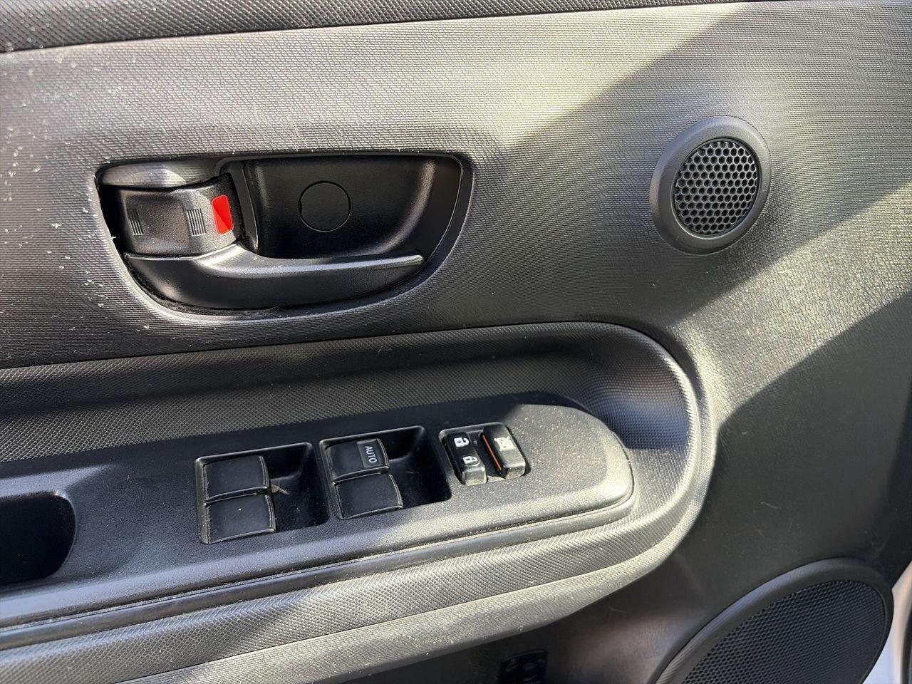 2015 Toyota Prius c eCVT SOLD AS/IS   CLOTH   BLUETOOTH CONNECTION Photo