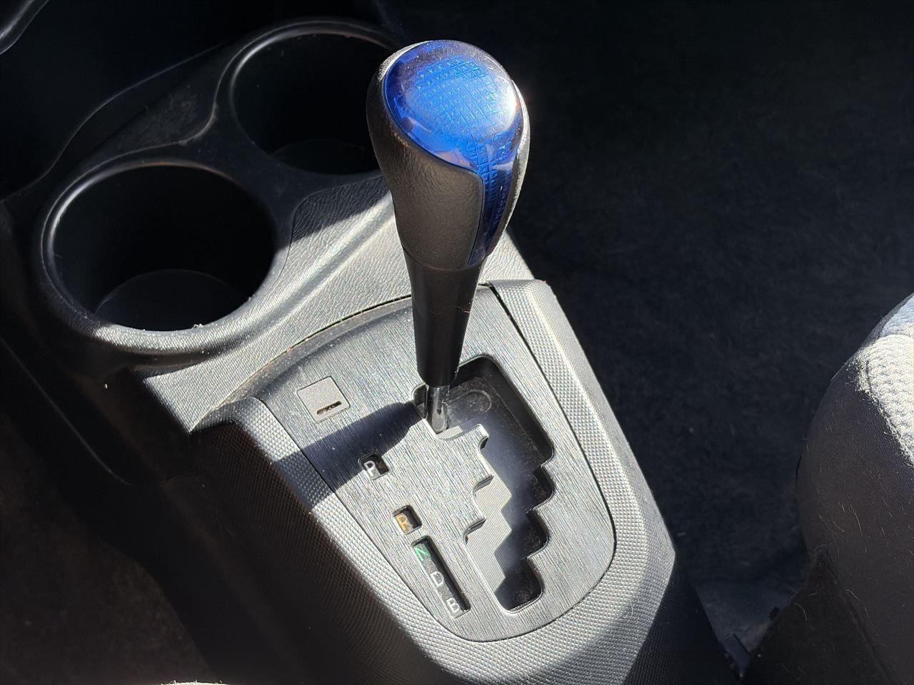 2015 Toyota Prius c eCVT SOLD AS/IS   CLOTH   BLUETOOTH CONNECTION Photo