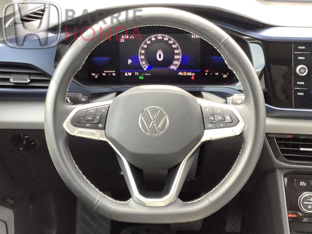 2022 Volkswagen Taos Comfortline 4dr All-Wheel Drive 4MOTION Photo