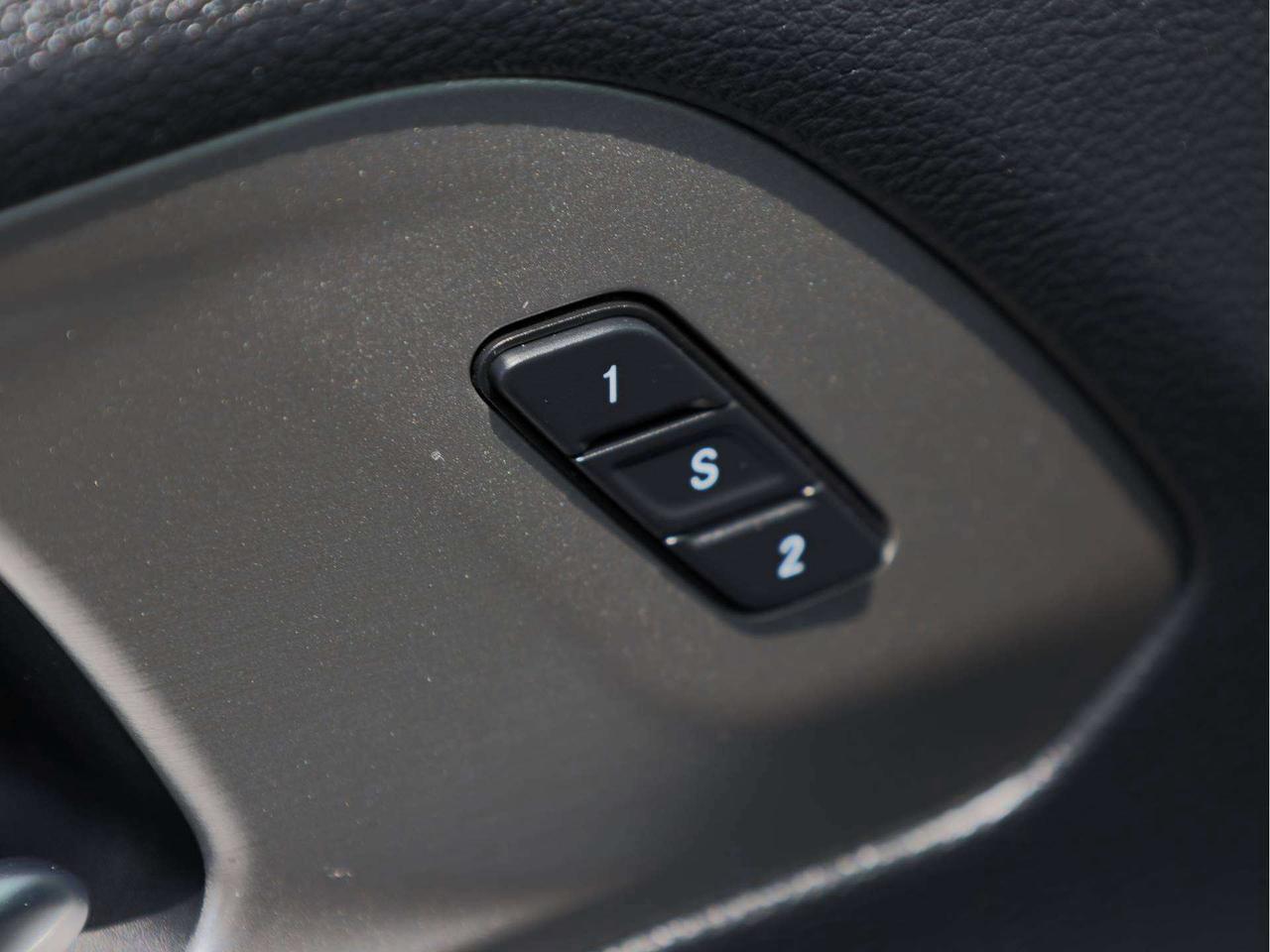 2020 Chrysler Pacifica Launch Edition Photo