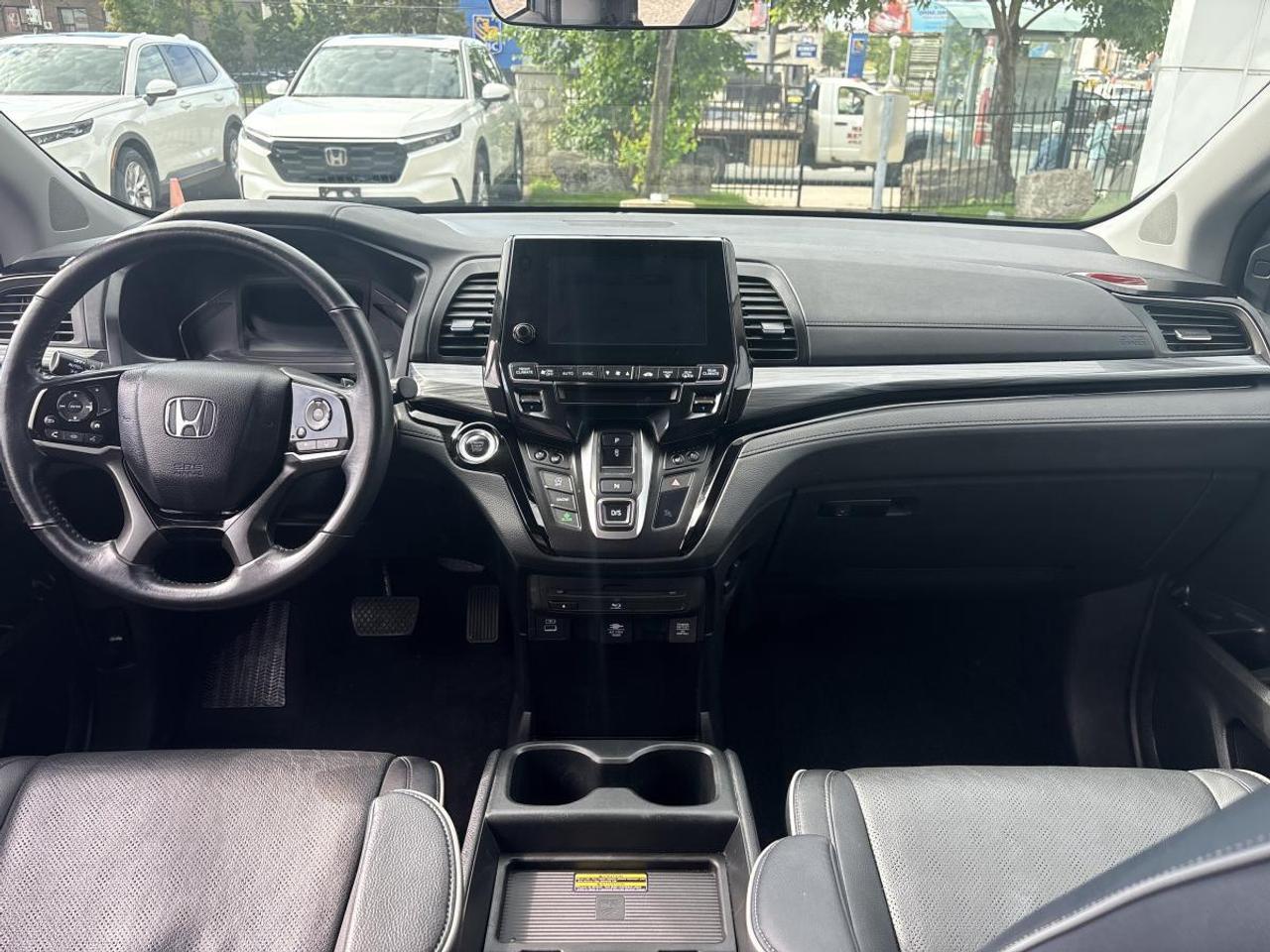 2023 Honda Odyssey Touring GPS/Leather/Sunroof/Keyless Entry Photo