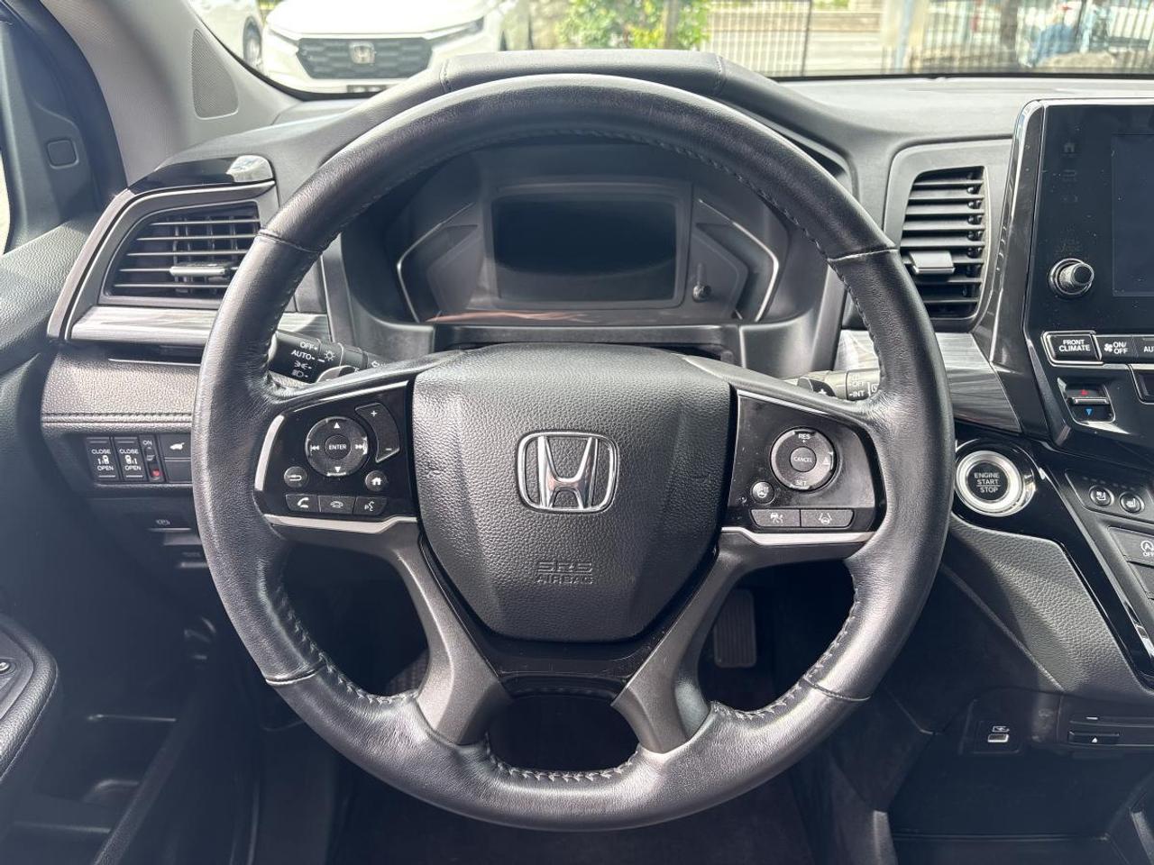 2023 Honda Odyssey Touring GPS/Leather/Sunroof/Keyless Entry Photo