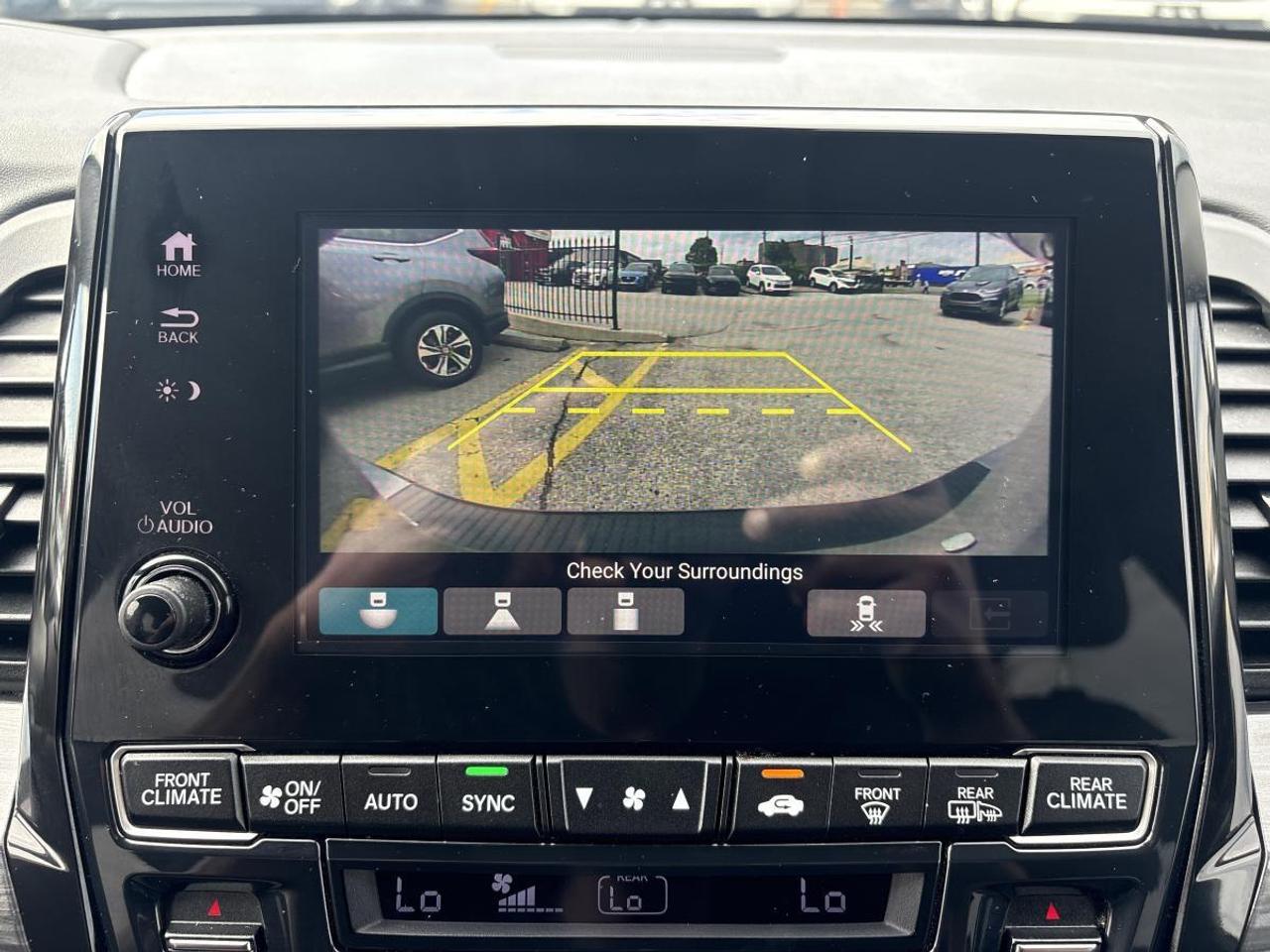 2023 Honda Odyssey Touring GPS/Leather/Sunroof/Keyless Entry Photo