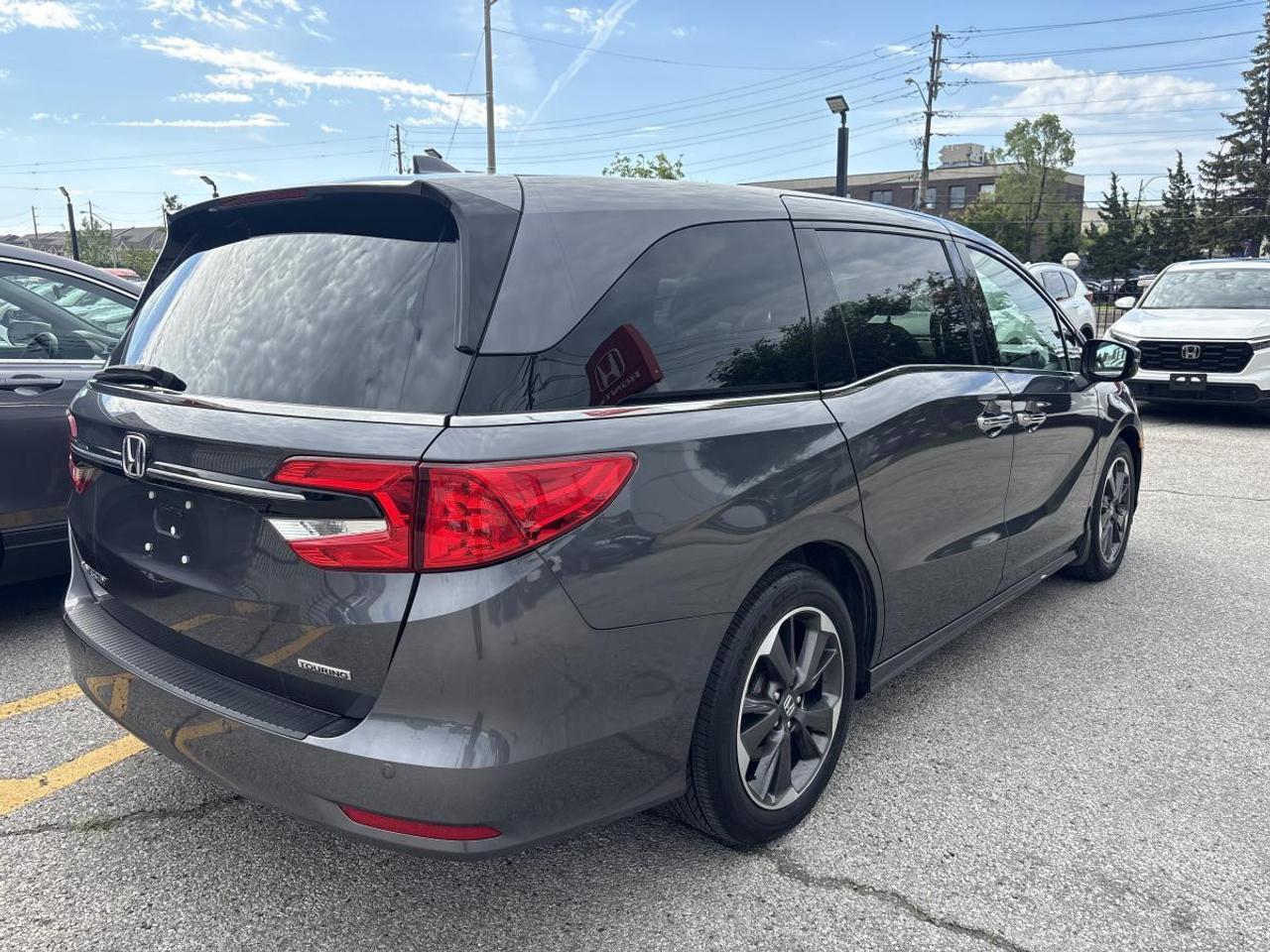 2023 Honda Odyssey Touring GPS/Leather/Sunroof/Keyless Entry Photo