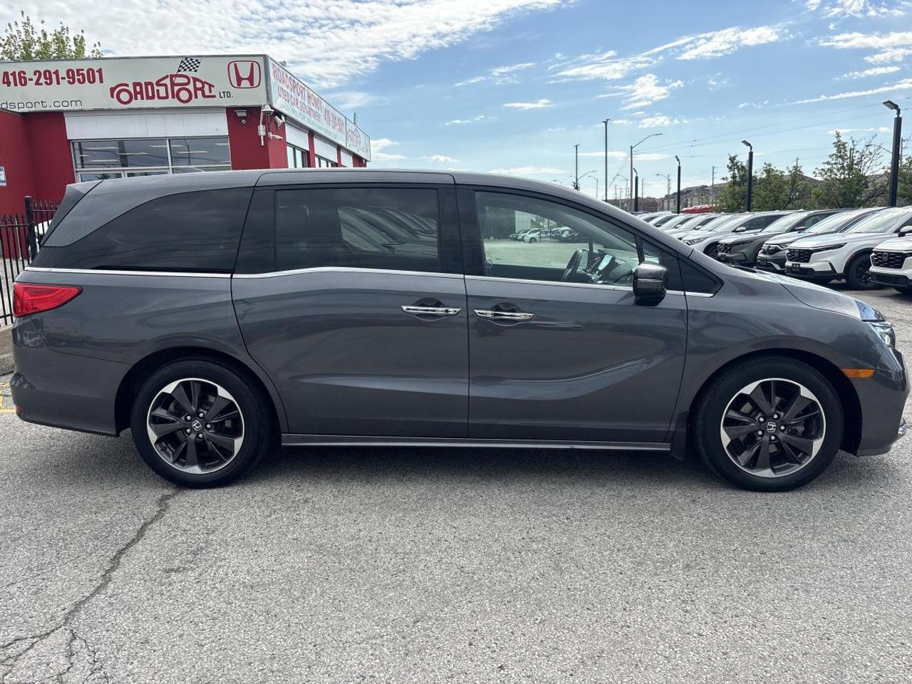 2023 Honda Odyssey Touring GPS/Leather/Sunroof/Keyless Entry Photo