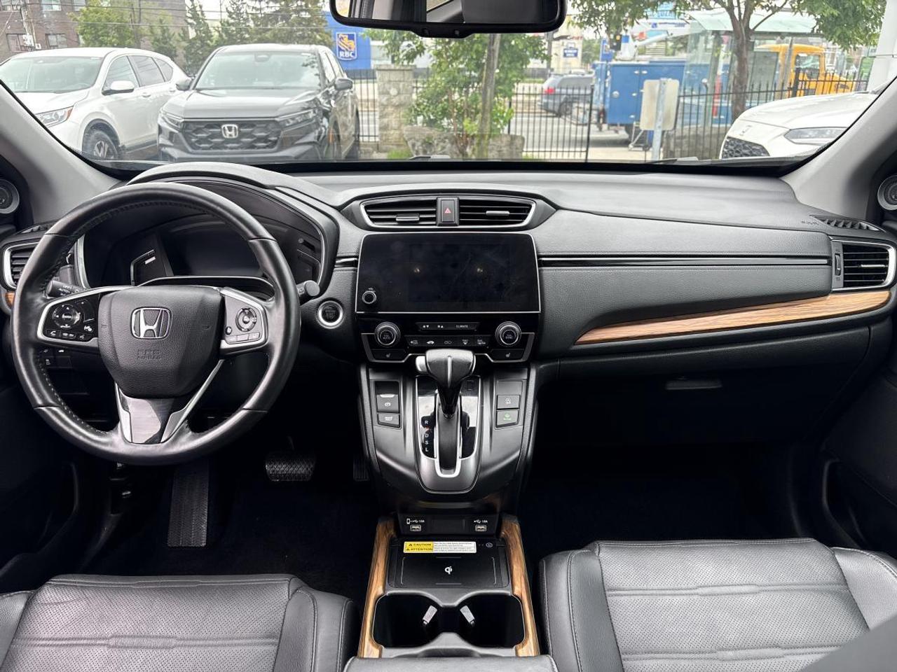 2022 Honda CR-V Touring Honda Certified With 7YR/160K Warranty Photo