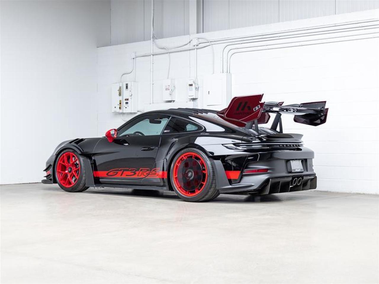 2025 Porsche 911  Photo