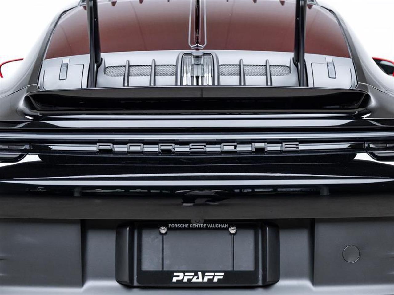 2025 Porsche 911  Photo