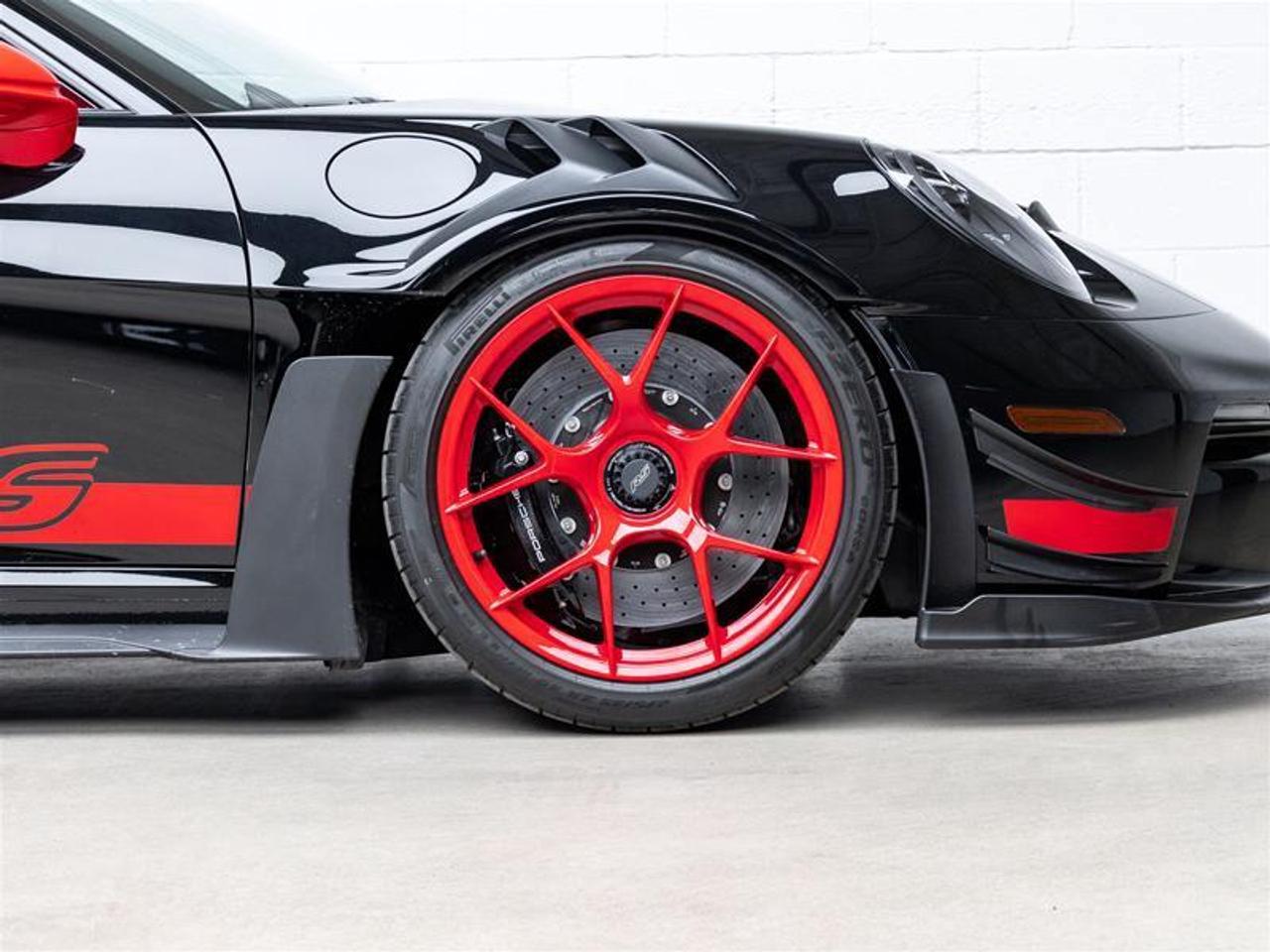 2025 Porsche 911  Photo