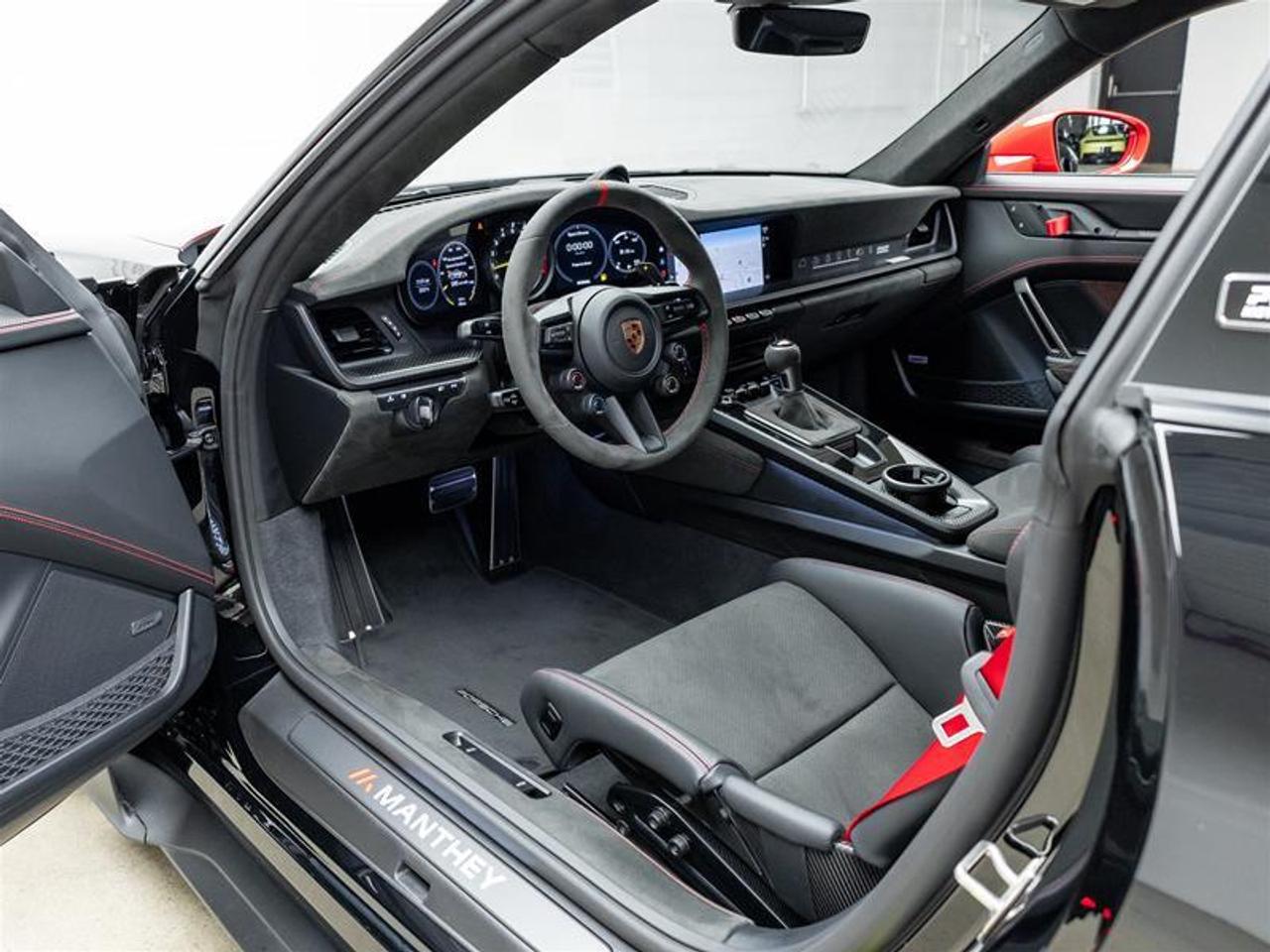 2025 Porsche 911  Photo