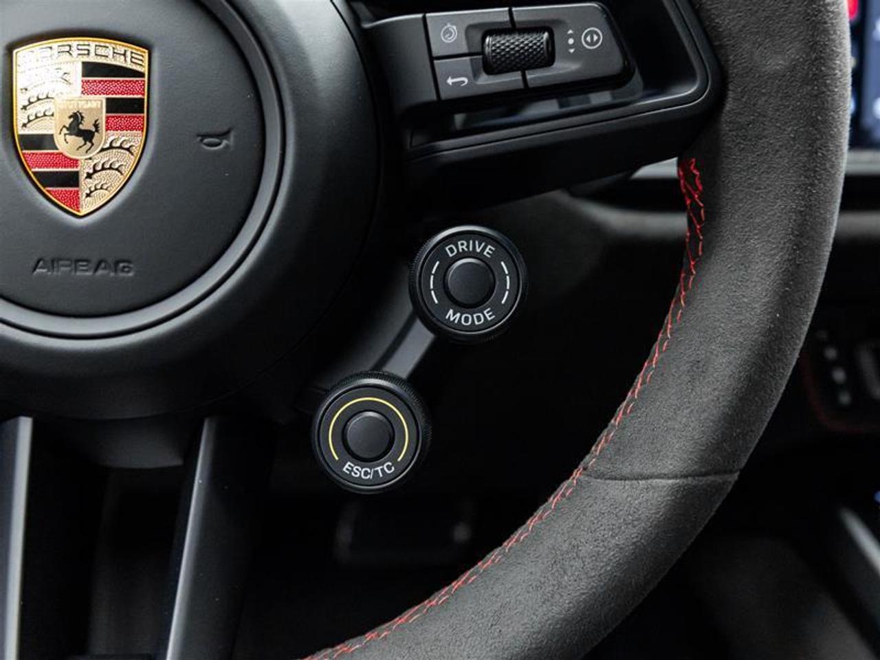 2025 Porsche 911  Photo