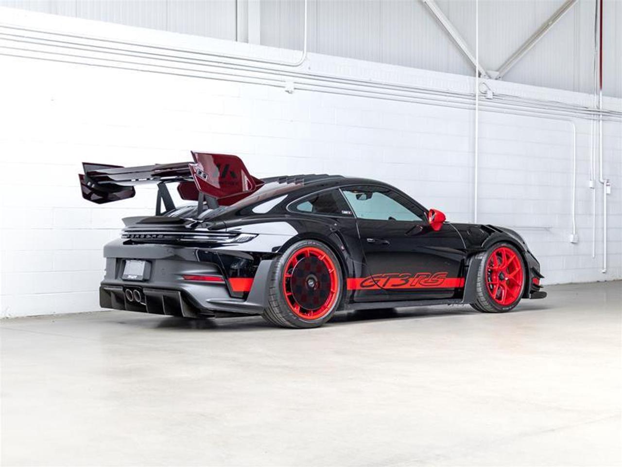 2025 Porsche 911  Photo