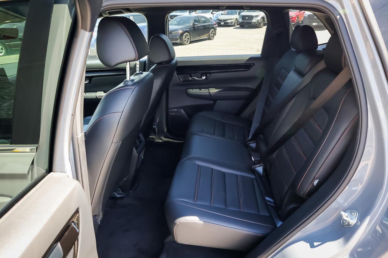 2024 Honda CR-V Hybrid Touring 4dr All-Wheel Drive Photo