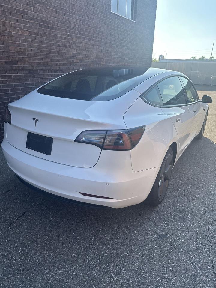 2021 Tesla Model 3 STANDARD RANGE PLUS Photo