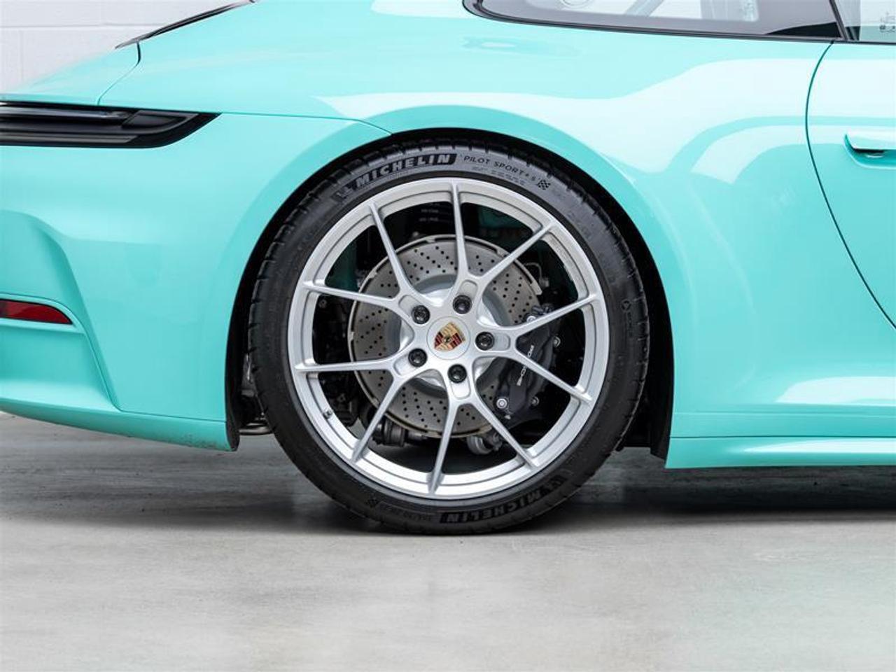 2026 Porsche 911  Photo