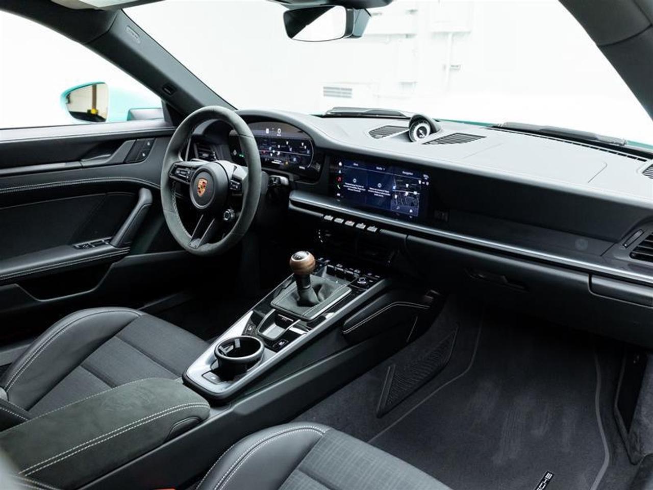 2026 Porsche 911  Photo