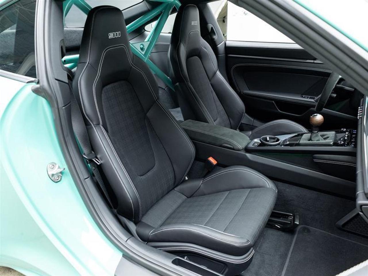 2026 Porsche 911  Photo