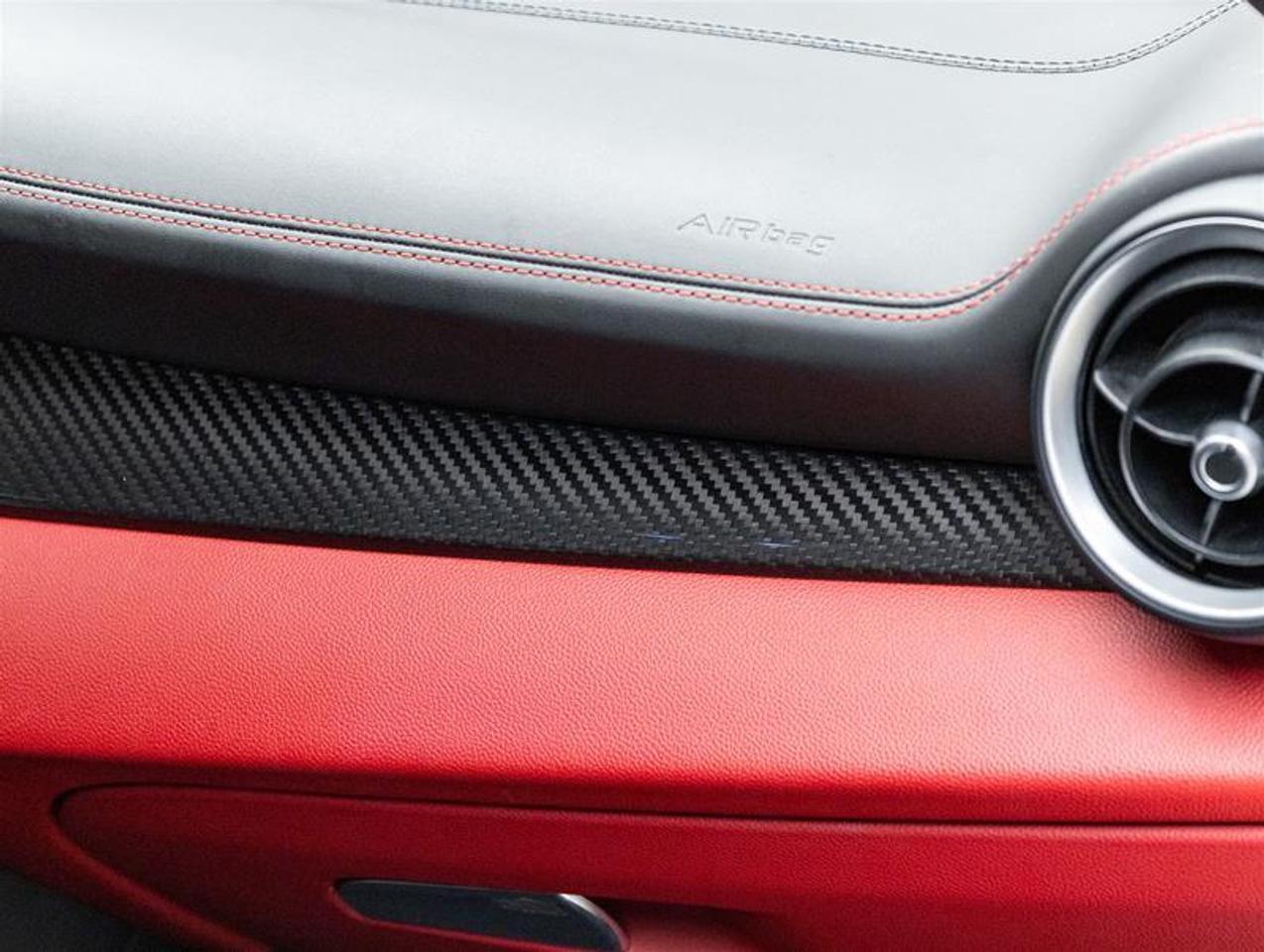 2017 Alfa Romeo Giulia  Photo
