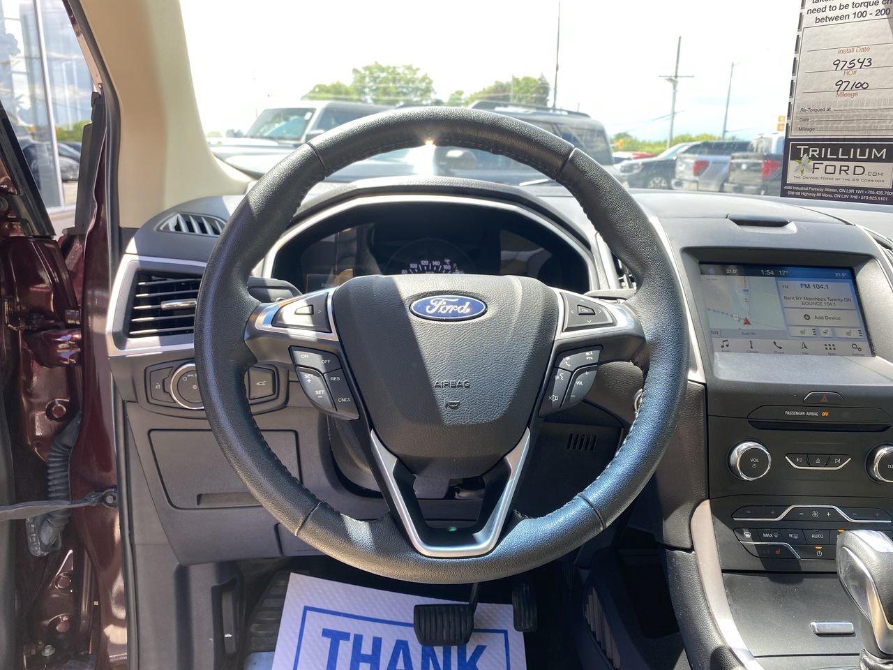 2018 Ford Edge SEL Photo