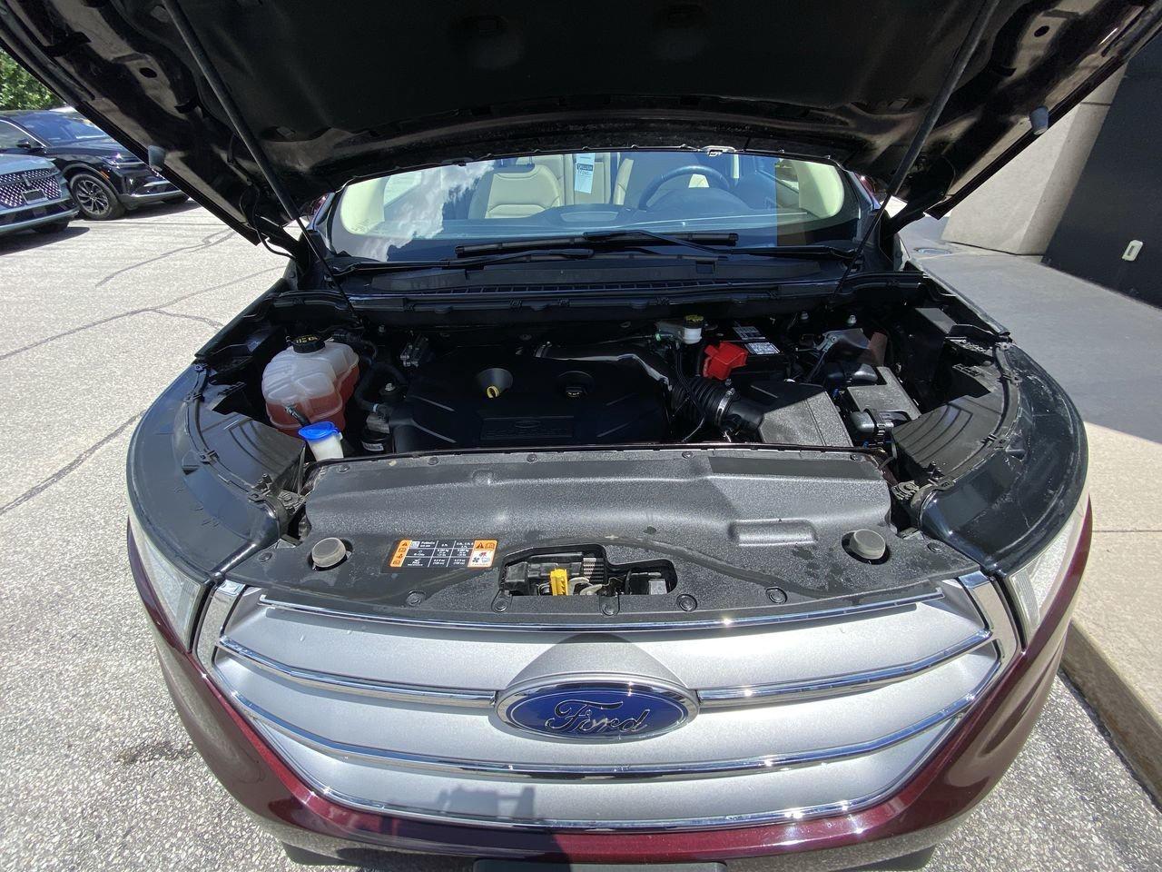 2018 Ford Edge SEL Photo