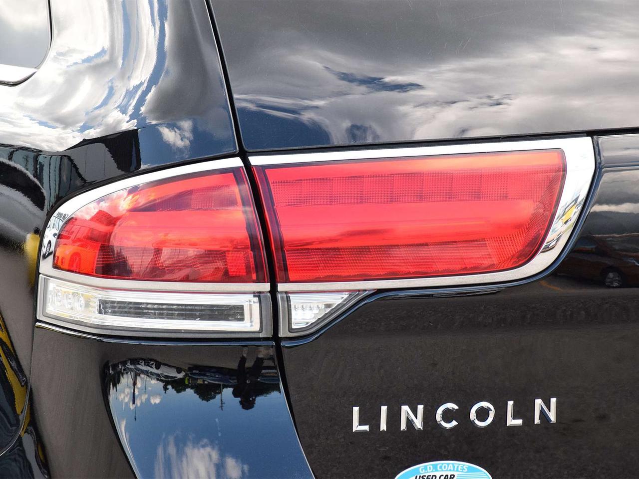 2012 Lincoln MKX AWD ~Heated/Cooled Leather ~Bluetooth ~Camera Photo