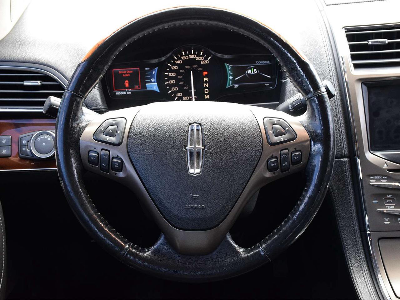 2012 Lincoln MKX AWD ~Heated/Cooled Leather ~Bluetooth ~Camera Photo